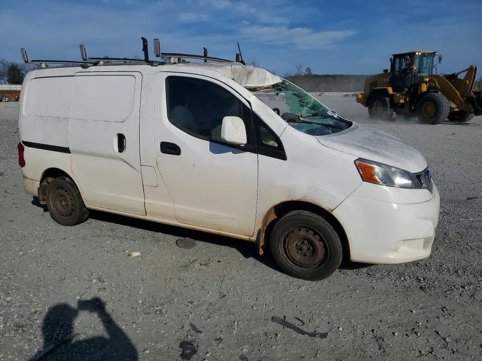 2015 NISSAN NV200 SV  