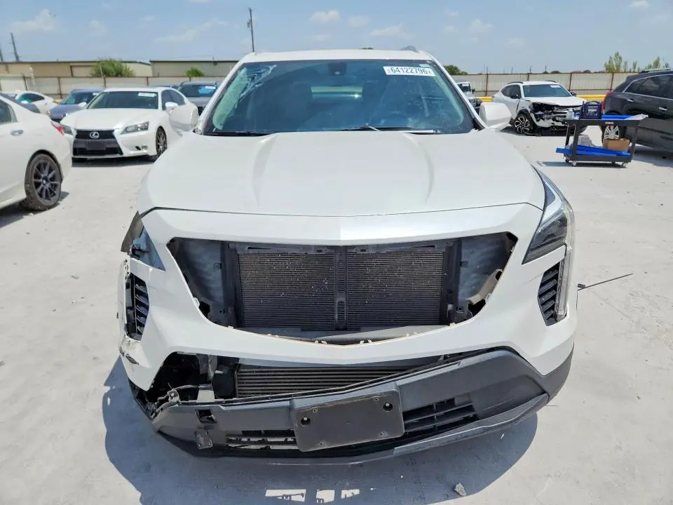 2019 CADILLAC XT4 LUXURY  