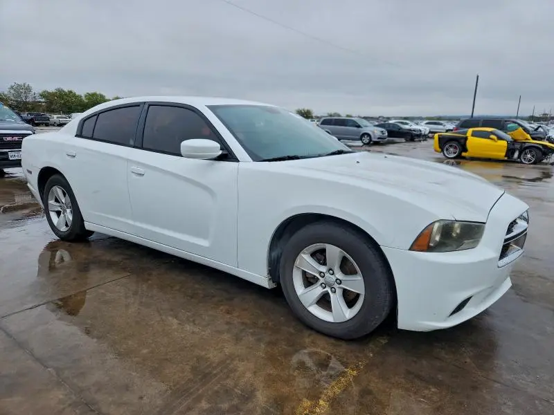 2014 DODGE CHARGER SXT  