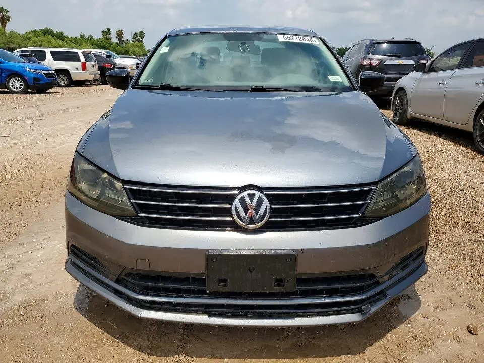 2016 VOLKSWAGEN JETTA SE  