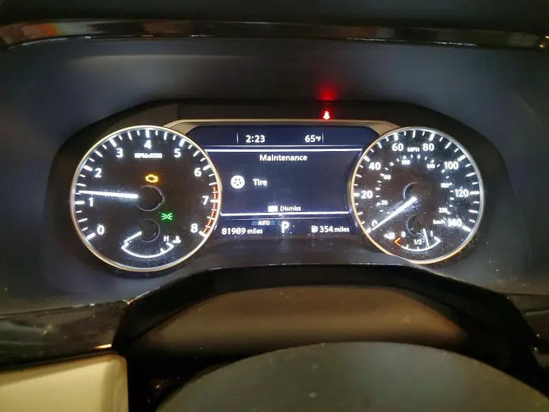 2023 NISSAN PATHFINDER SL  