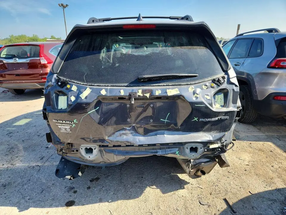 2023 SUBARU FORESTER PREMIUM  