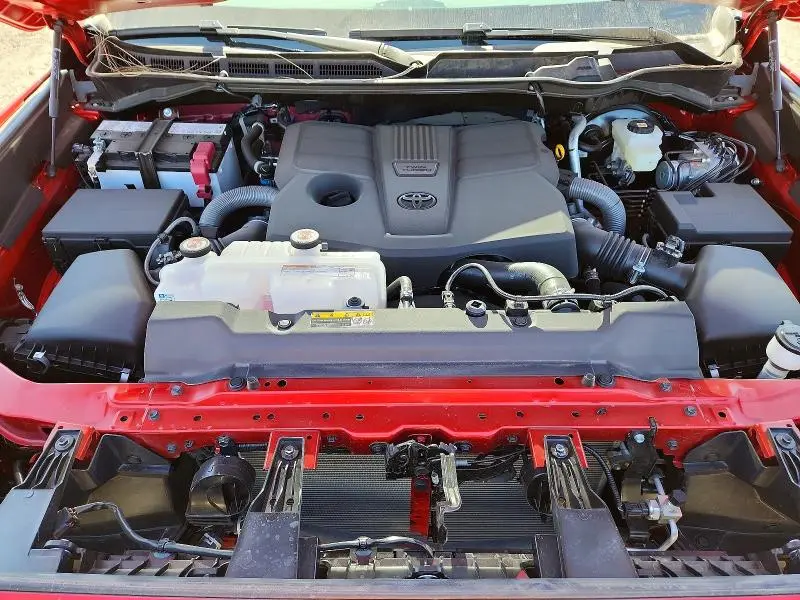 2026 TOYOTA TUNDRA SR5  