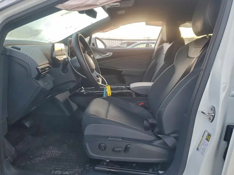 2025 VOLKSWAGEN ID.4 PRO S PLUS  