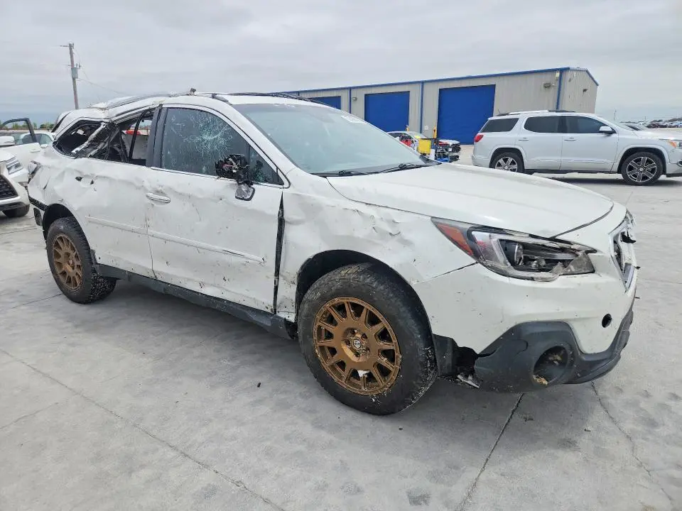 2019 SUBARU OUTBACK TOURING  