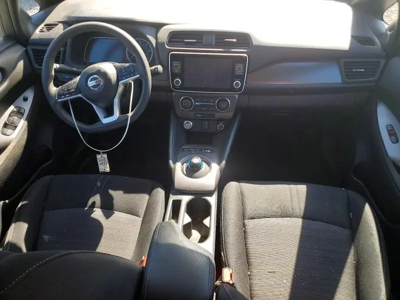 2022 NISSAN LEAF S  