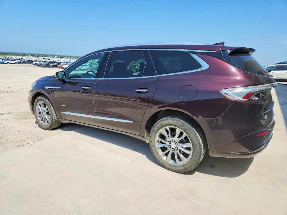 2022 BUICK ENCLAVE AVENIR  