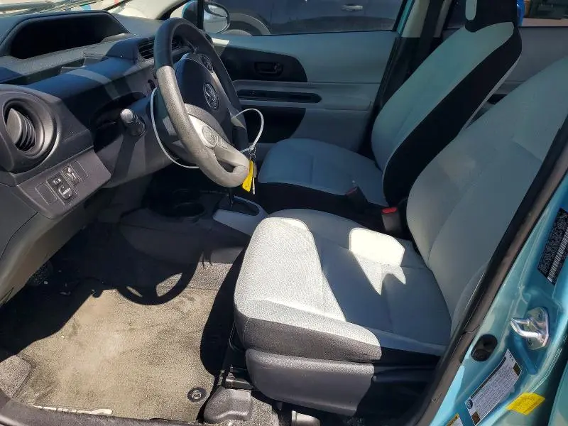 2013 TOYOTA PRIUS C ONE  