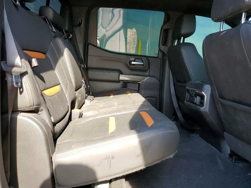 2020 GMC SIERRA K1500 AT4  