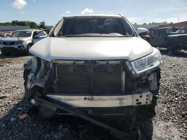 2018 TOYOTA HIGHLANDER SE  