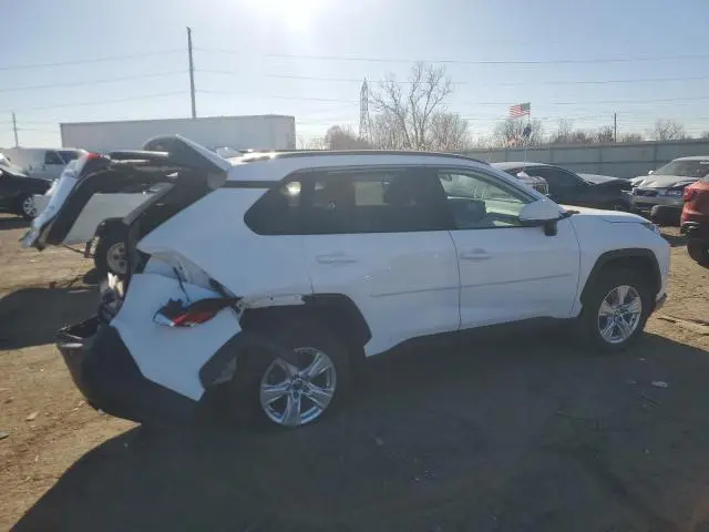 2021 TOYOTA RAV4 XLE  