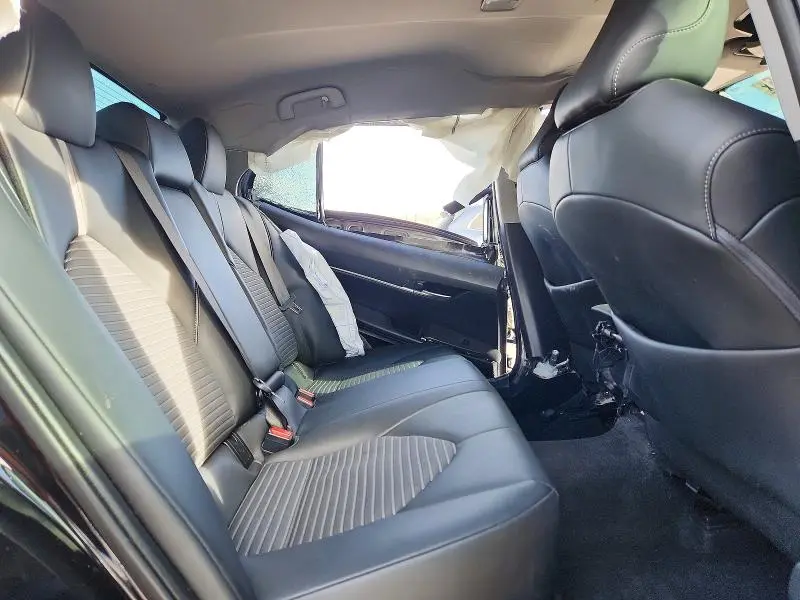 2022 TOYOTA CAMRY SE NIGHTSHADE  