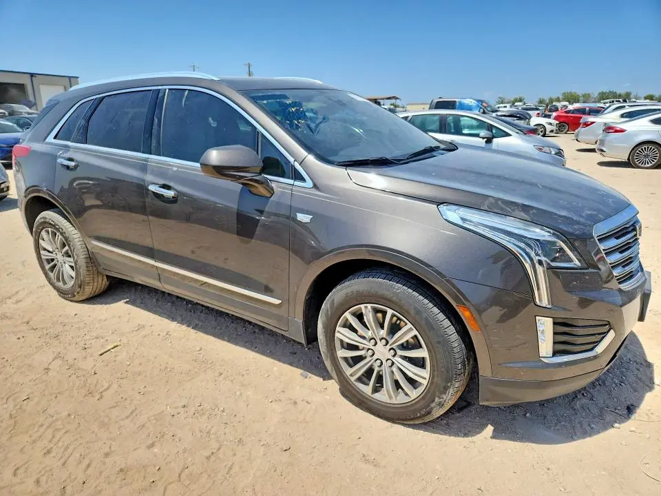 2019 CADILLAC XT5 LUXURY  
