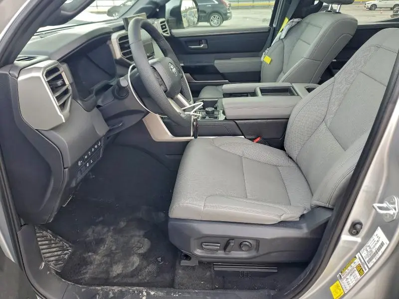 2025 TOYOTA TUNDRA CREWMAX LIMITED  