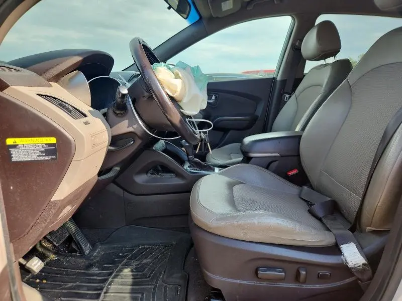 2014 HYUNDAI TUCSON SE  
