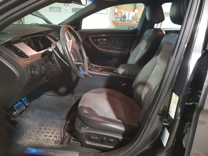 2015 FORD TAURUS SHO  