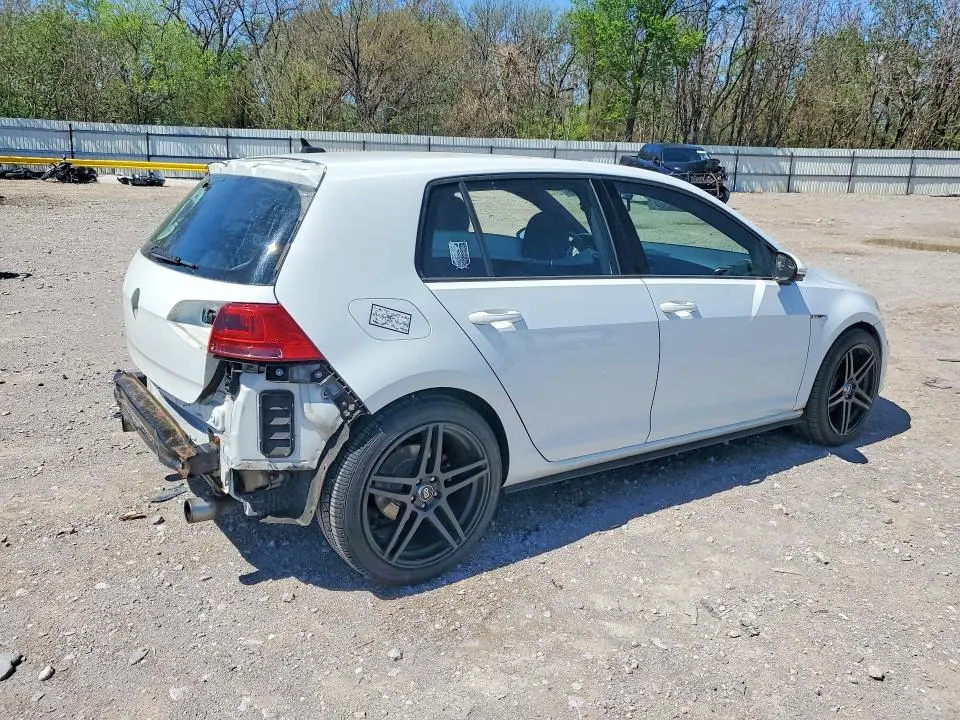 2015 VOLKSWAGEN GTI   