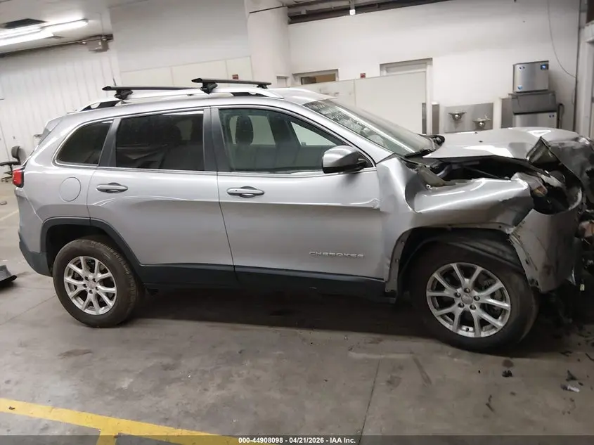 2017 JEEP CHEROKEE LATITUDE 4X4