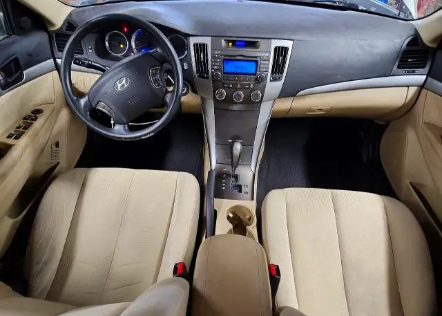 2010 HYUNDAI SONATA GLS  