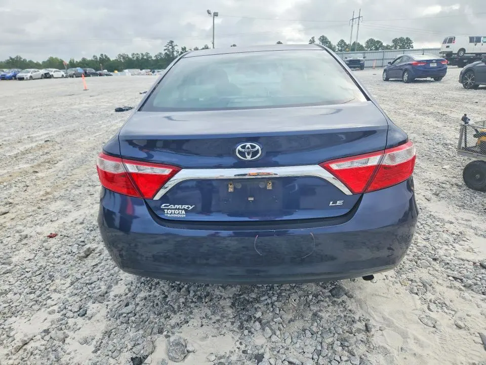 2016 TOYOTA CAMRY LE  