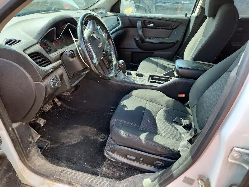 2017 CHEVROLET TRAVERSE LT  
