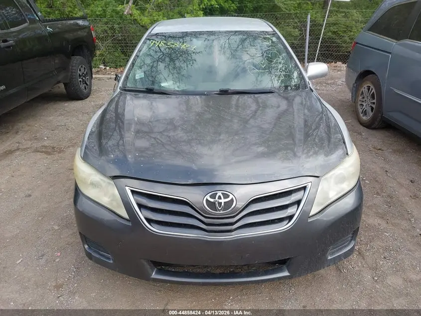 2010 TOYOTA CAMRY LE