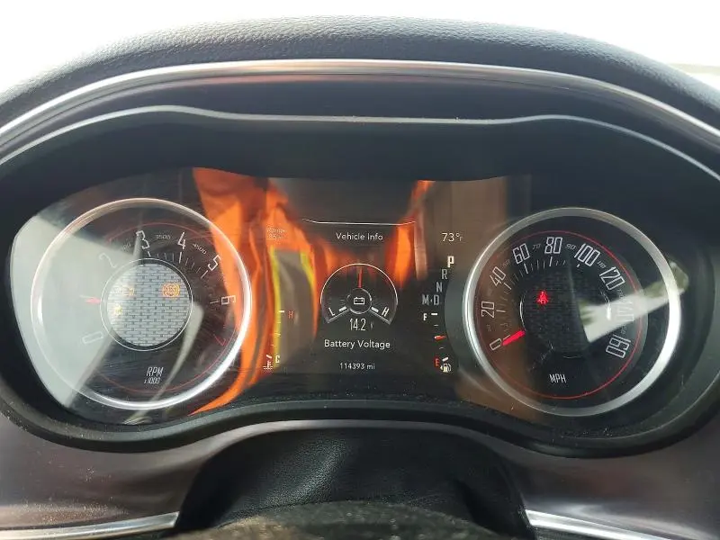 2016 DODGE CHALLENGER SXT  