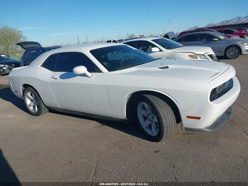 2013 DODGE CHALLENGER SXT PLUS