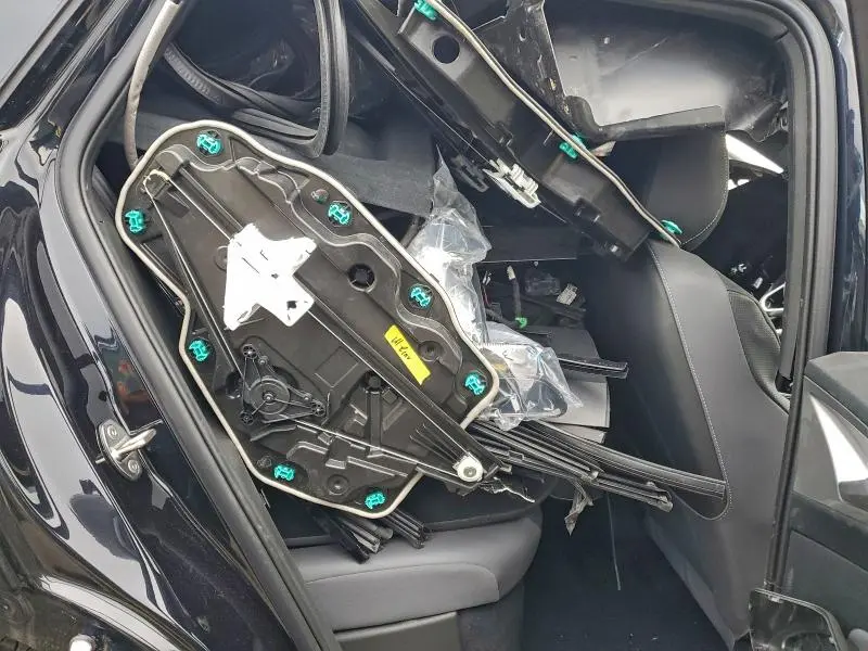 2025 VOLKSWAGEN ID.4 PRO S  