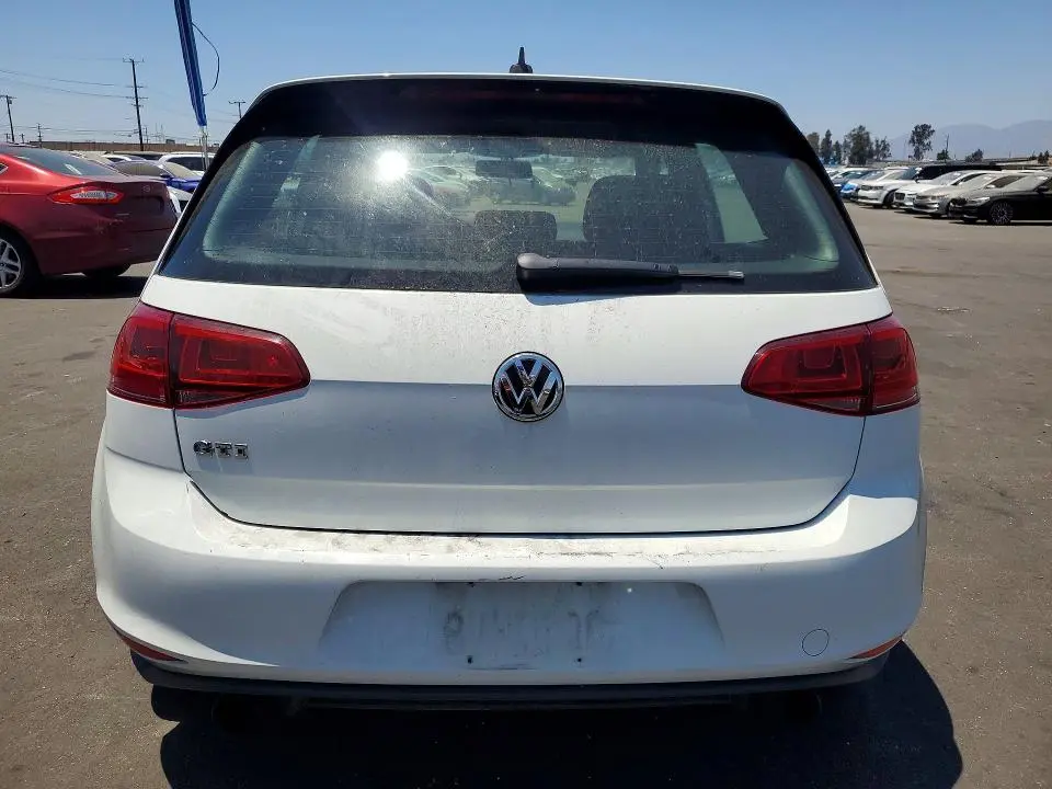 2016 VOLKSWAGEN GTI S/SE  