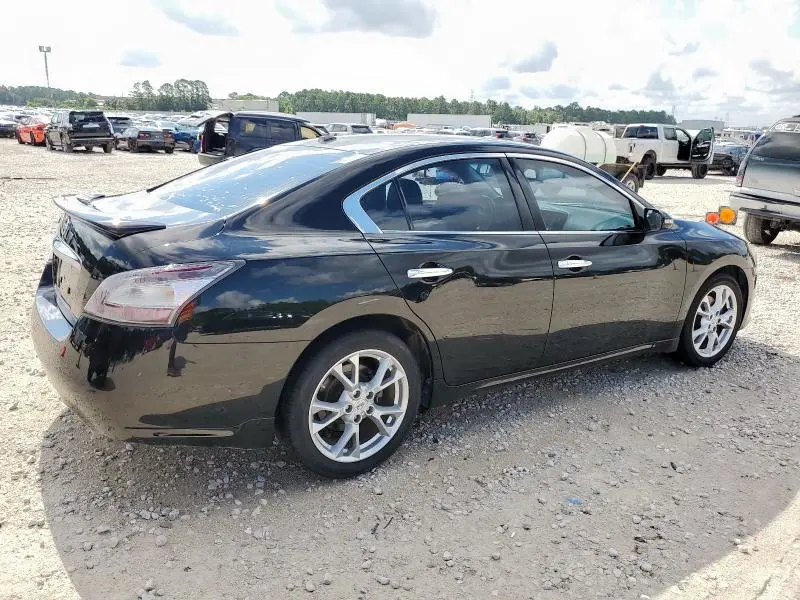 2012 NISSAN MAXIMA S  