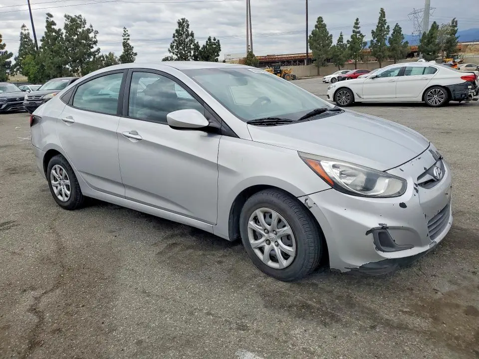 2014 HYUNDAI ACCENT GLS  