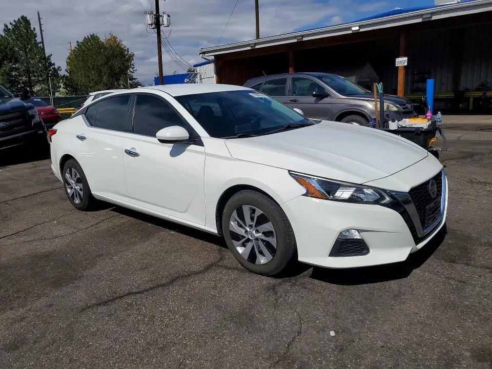 2020 NISSAN ALTIMA S  