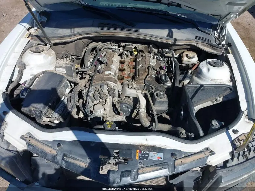 2015 CHEVROLET CAMARO 1LT