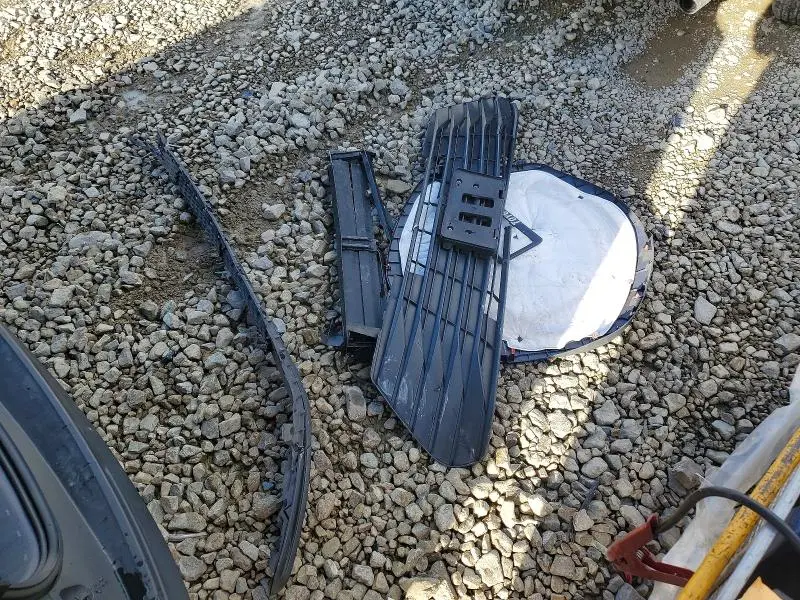 2021 TOYOTA SIENNA LE 8-PASSENGER  