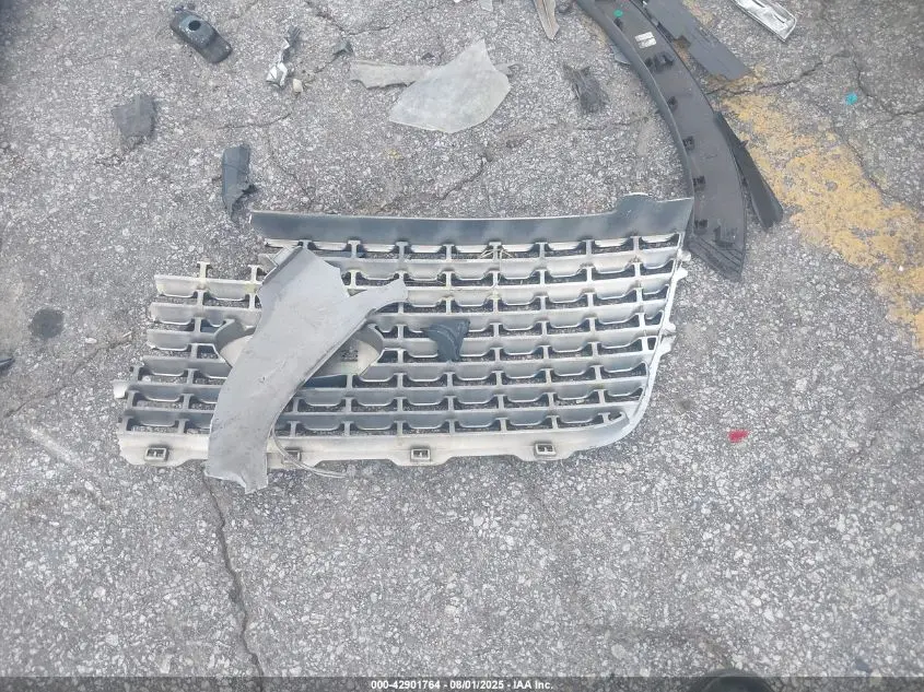 2011 CADILLAC ESCALADE PREMIUM