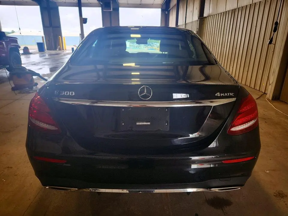 2019 MERCEDES-BENZ E 300 4MATIC  