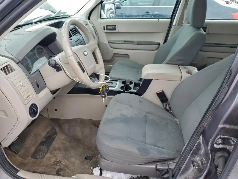 2010 FORD ESCAPE XLS  