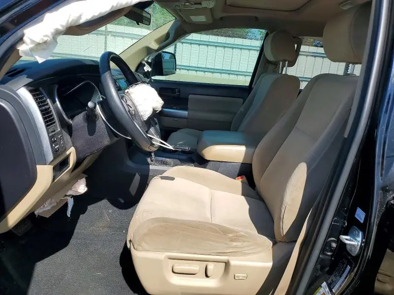 2022 TOYOTA SEQUOIA SR5  