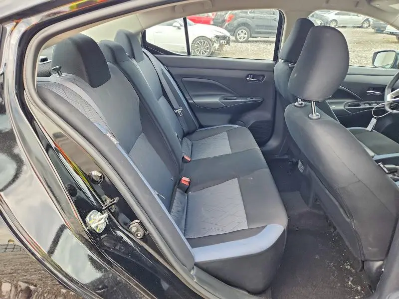 2025 NISSAN VERSA SV  