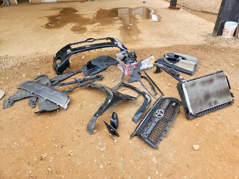 2010 TOYOTA RAV4 LIMITED  