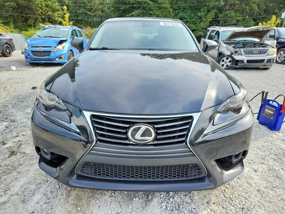 2016 LEXUS IS 200T  
