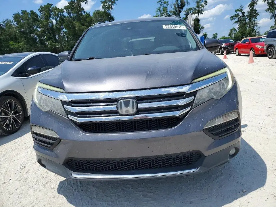 2017 HONDA PILOT TOURING  