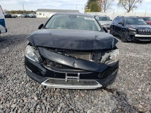 2017 VOLVO V60 CROSS COUNTRY PREMIER  