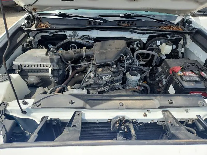 2021 TOYOTA TACOMA SR  