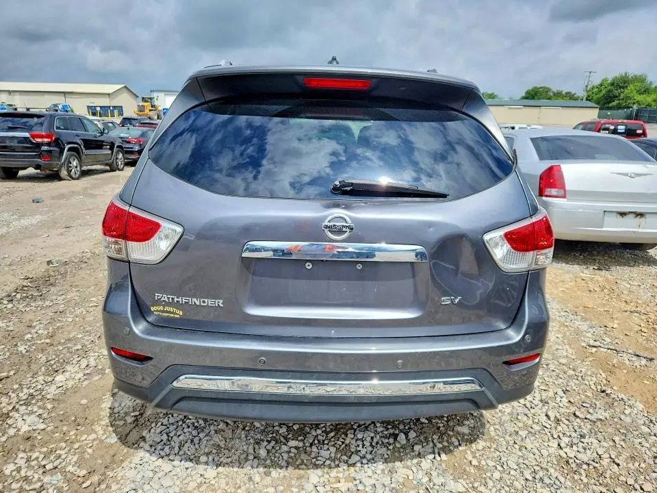 2015 NISSAN PATHFINDER SV  