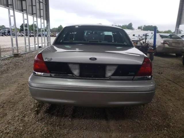 2011 FORD CROWN VICTORIA LX  