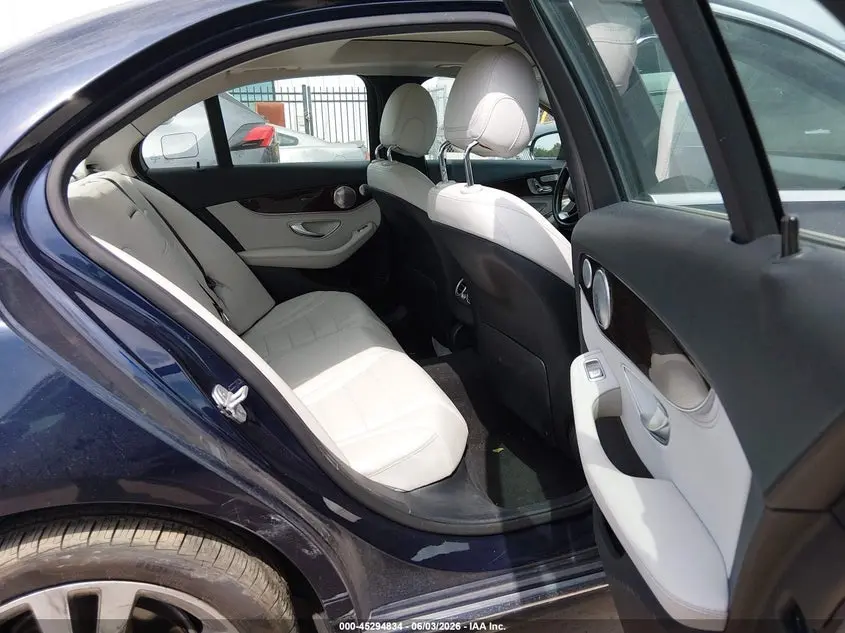 2015 MERCEDES-BENZ C 300 4MATIC