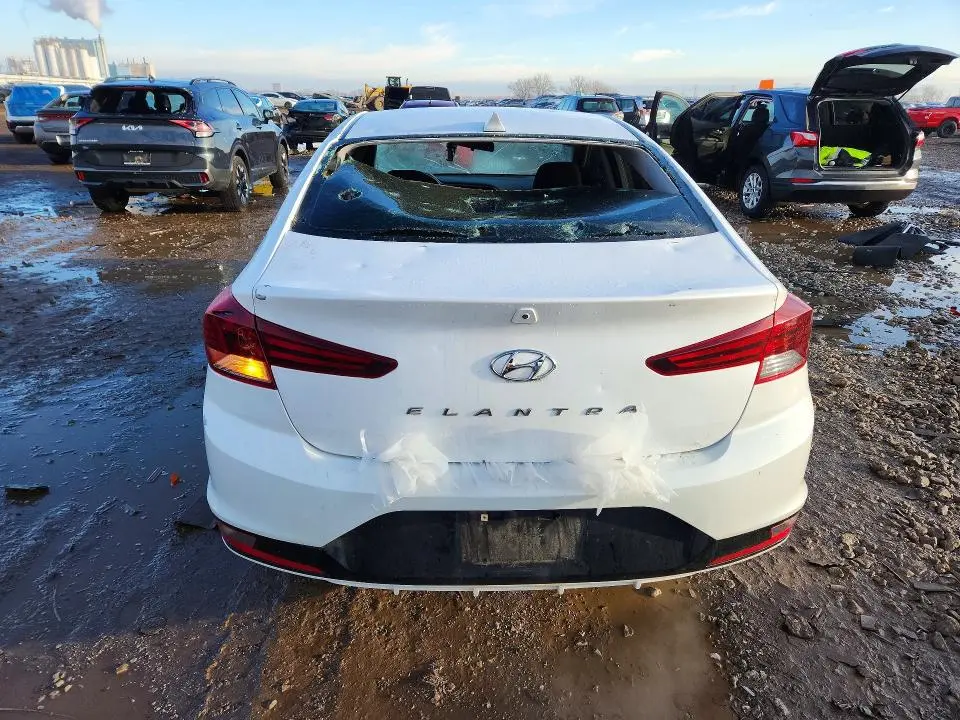 2020 HYUNDAI ELANTRA SEL  