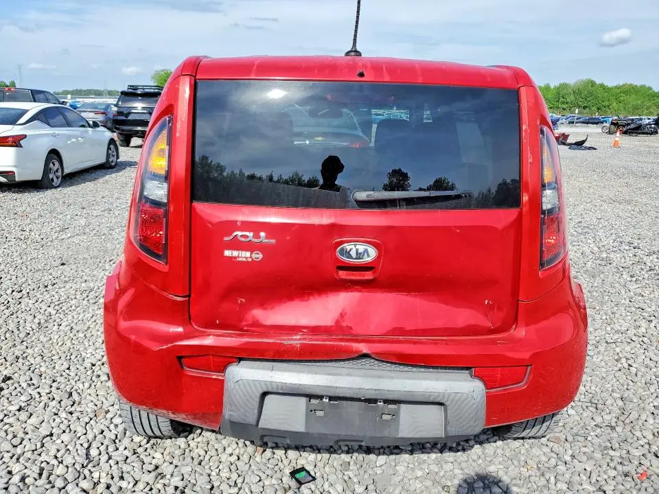 2011 KIA SOUL +  